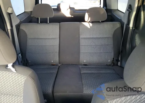 2004 Ford Escape Xlt z USA, uszkodzony, nr VIN 1FMCU93184DA12594